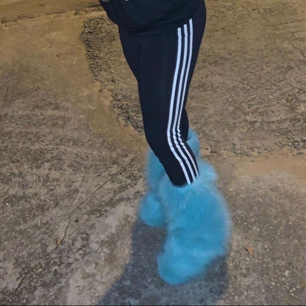 Lahvish Fluff Fur Boots